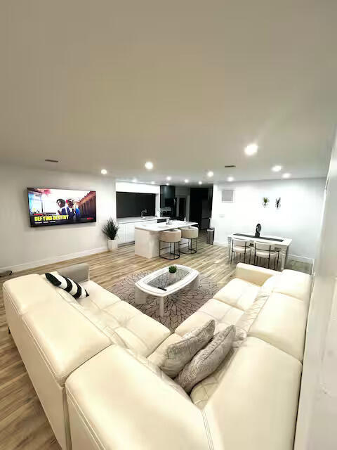 Foto del edificio - 739 SE 12th Ave