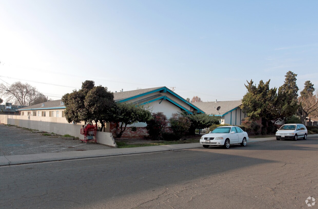 2036 Hollister St, Ceres, CA 95307 2036 Hollister St Ceres, CA Apartments for Rent in Ceres