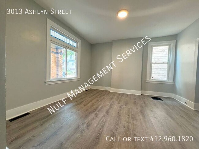 Building Photo - 4 Bed, 1 Bath House in Sheraden