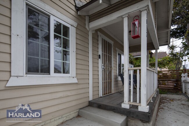 Building Photo - 1032 S Evans St