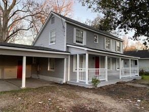 Building Photo - 4185 Avenue A