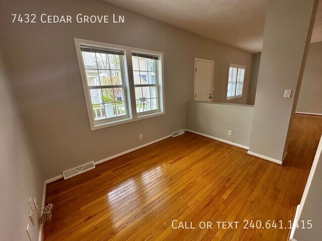 Building Photo - 7432 Cedar Grove Ln