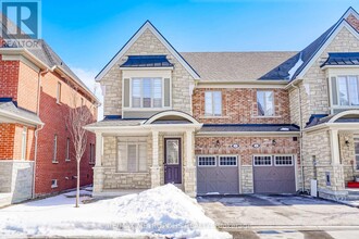 Building Photo - 17 Hickling Ln