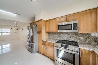 Building Photo - 2600 S Ocean Dr