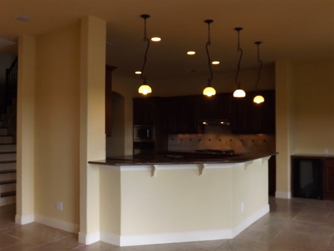 Building Photo - 22000 Briarcliff Dr