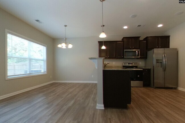 Foto del edificio - 821 Dawsons Park Wy
