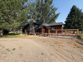 Building Photo - 948 N 900 E