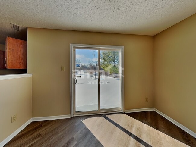 Building Photo - 13314 Loyalty Dr