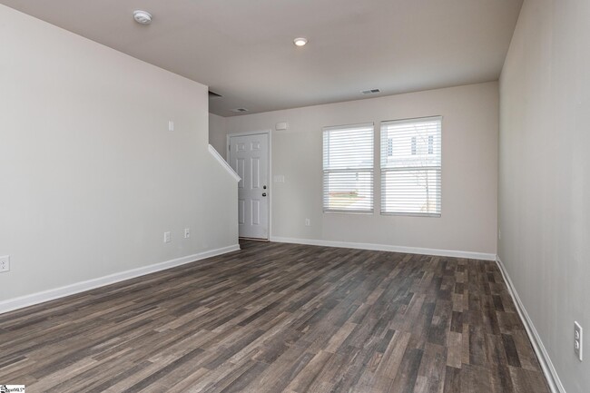 Building Photo - 23 Carters Grn Dr