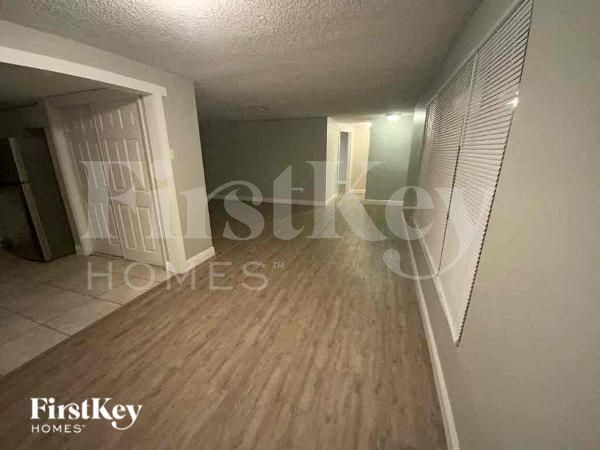 Building Photo - 3641 Windham Dr