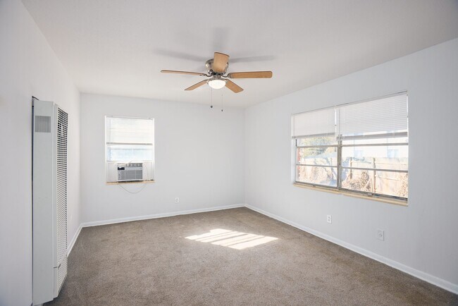Foto del edificio - 1171 Woodland Ave NE