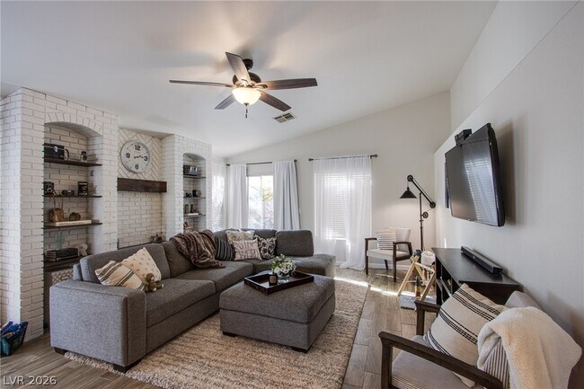 Foto del edificio - 7413 Alpine Ridge St