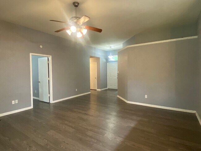 Foto del edificio - 3 BEDROOM, BELTON ISD