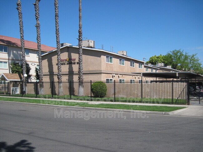 Foto del edificio - 1439 E Saginaw Way