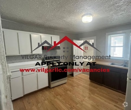 Building Photo - 4611 Pine Ave