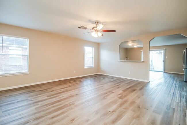 Foto del edificio - 3406 Wheatstalk Ln