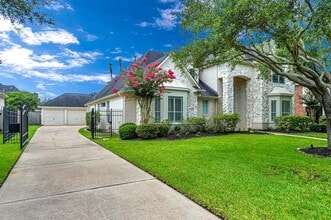 Building Photo - 22311 Baron Cove Ln