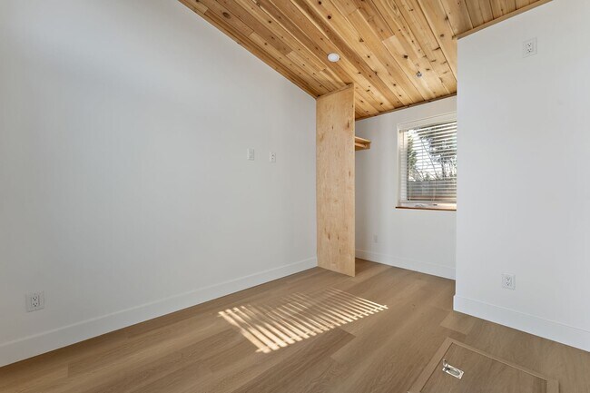 Foto del edificio - Morris Street Commons Modualr Living! 2/1 55+ Community Living!