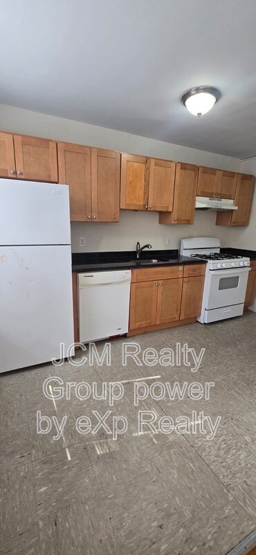 Building Photo - 9 Victory Rd