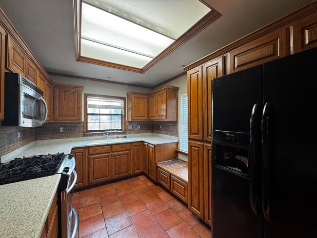 Building Photo - 1215 N 7th St