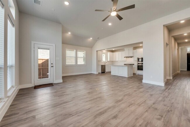 Foto del edificio - 6257 White Creek Drive