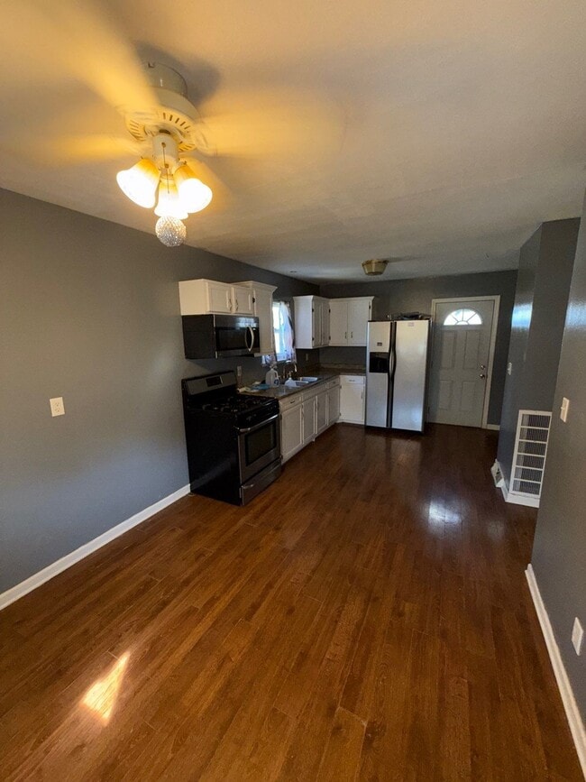 Building Photo - 1722 Nixon Ct