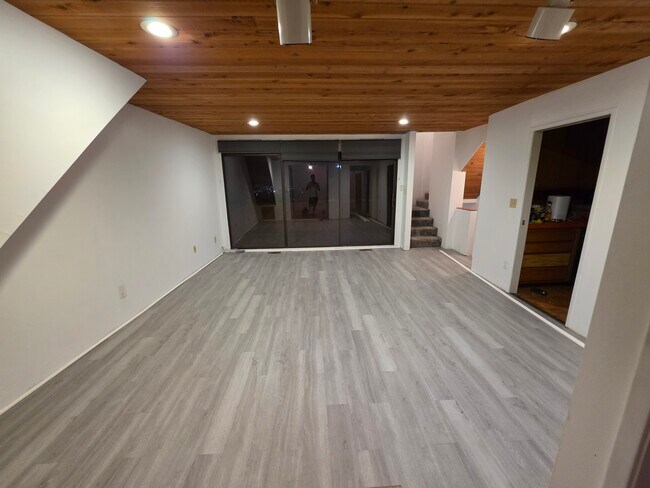 Sala de estar (planta principal) - 2635 Hollyridge Dr