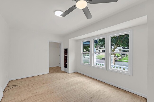 Foto del edificio - 3527 N 14th St