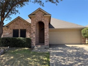 Building Photo - 2821 Saddlebred Trail