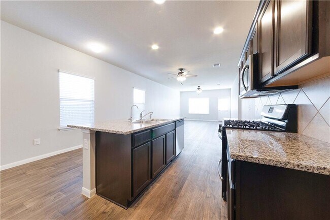 Building Photo - 3011 Tilmon Ln.