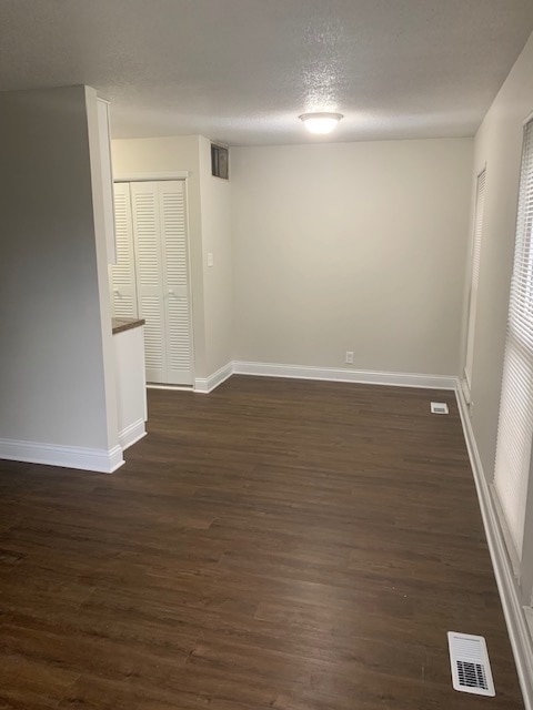 Building Photo - 3326 Lupine Dr