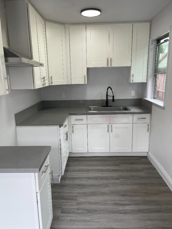 Building Photo - 6723 Brynhurst Ave