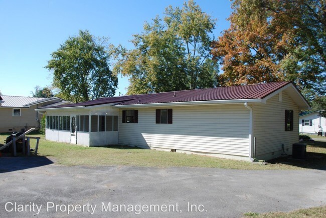 Building Photo - 5 br, 3 bath House - 2709 Blythe Rd