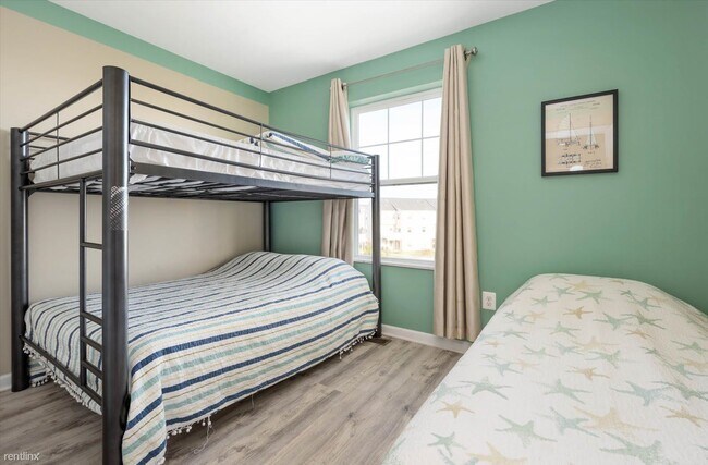Foto del edificio - 4 br, 3.5 bath Townhome - 12901 Tidal Lane...