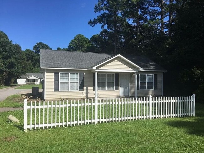 COMING SOON - 1 Bedroom House with Garage on Masonboro Loop - COMING SOON - 1 Bedroom House with Garage on Masonboro Loop