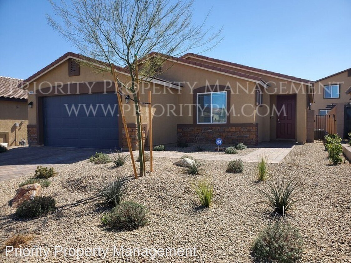 Foto principal - 3 br, 2 bath House - 5861 Olivine Falls Ave