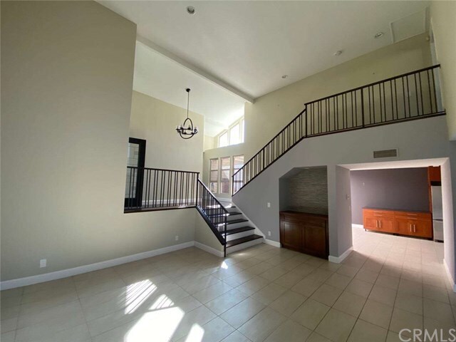 Building Photo - 10 Morning Glory