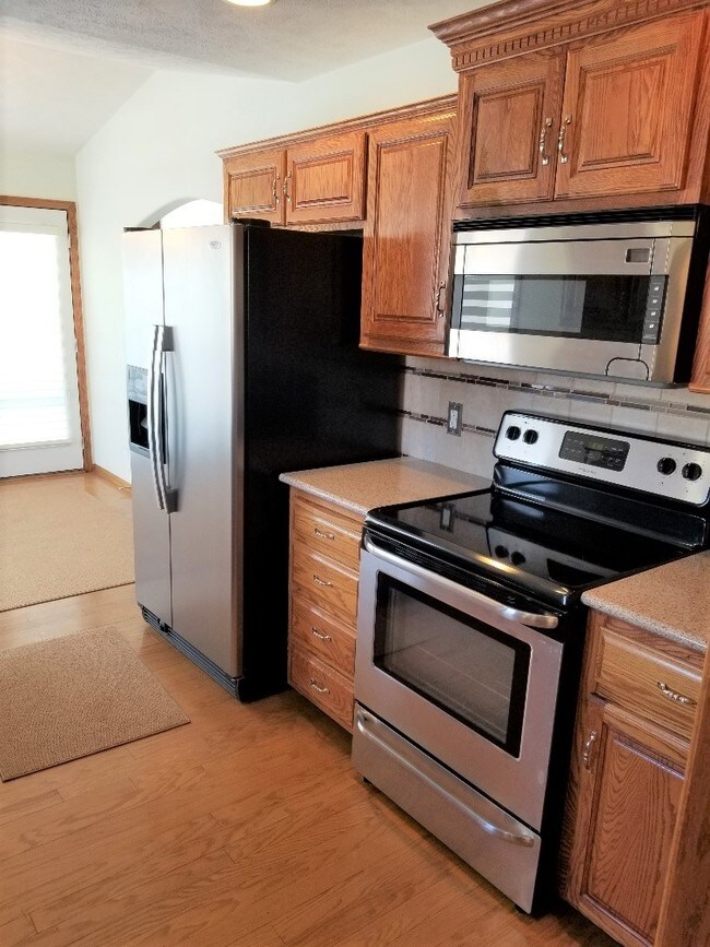 Building Photo - 5735 N 167th Ave Cir