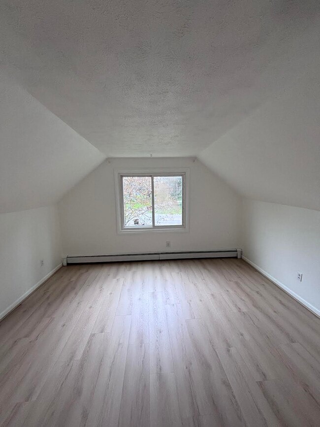 Foto del edificio - 3754 N Freeman Rd