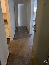 Building Photo - 575 Marifield Ave