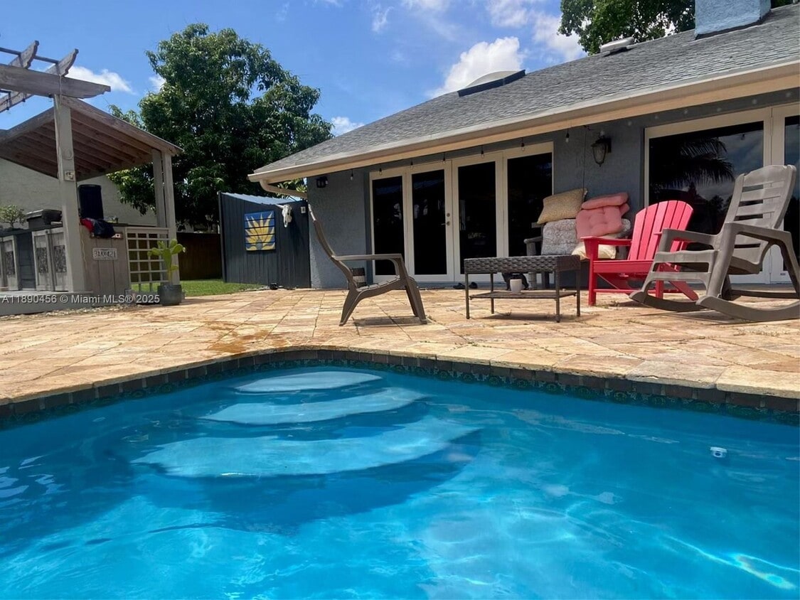 Photo - 960 Bayberry Point Drive, Plantation, FL 33324