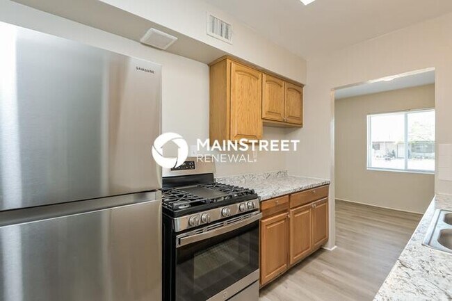 Foto del edificio - 4634 E 13th St