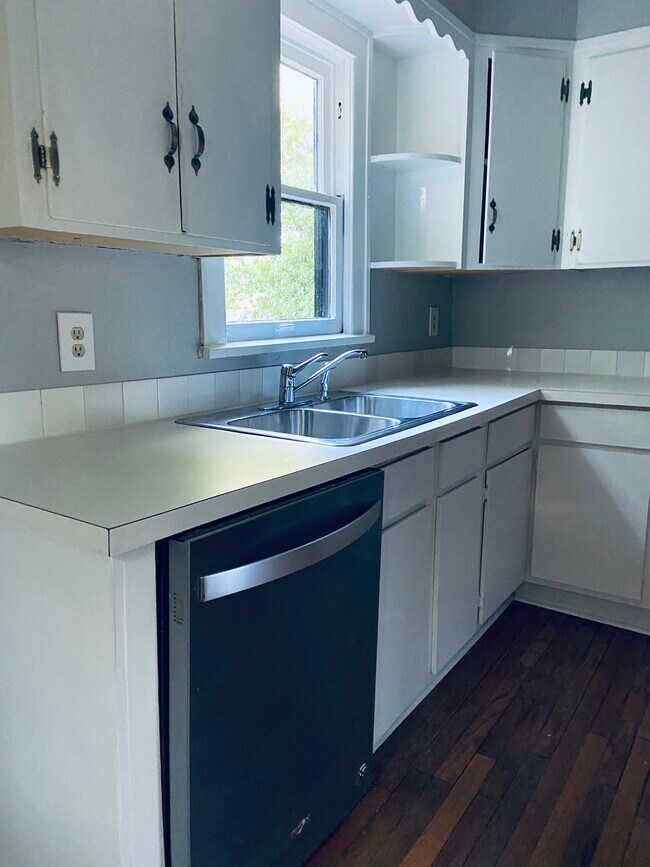 Foto del edificio - 517 NW 26th St