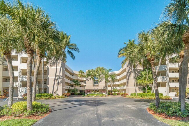 Building Photo - 5900 Camino Del Sol