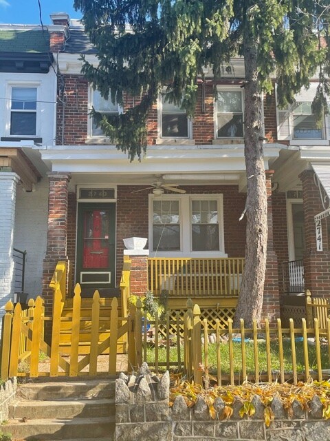 Foto del edificio - 2743 4th St NE