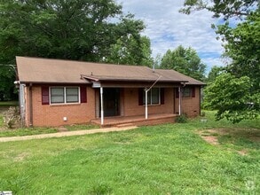 Building Photo - 493 Tanyard Rd