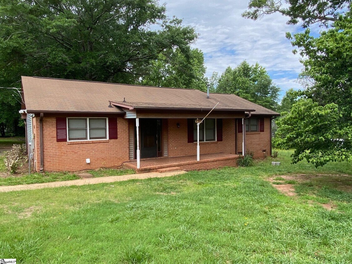 Foto principal - 493 Tanyard Rd