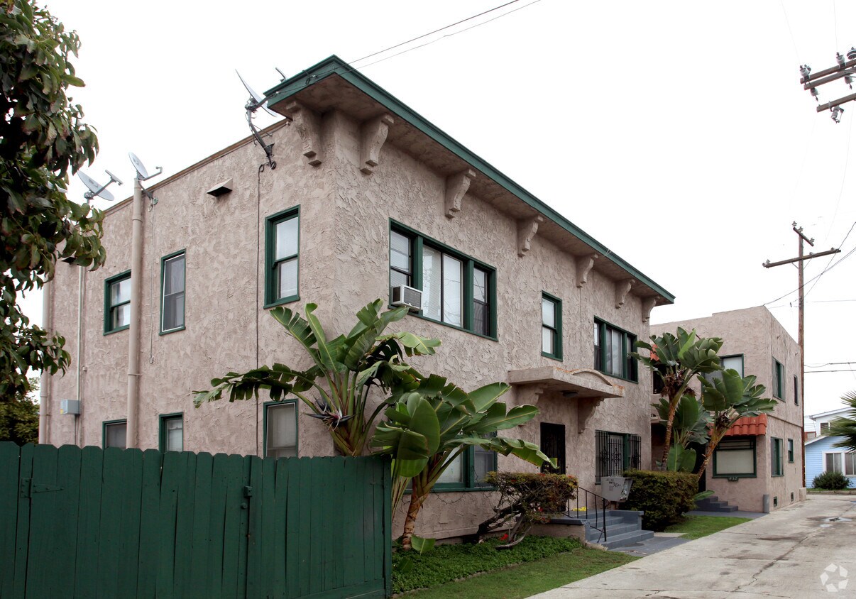 Primary Photo - 428-432 Bonito Ave