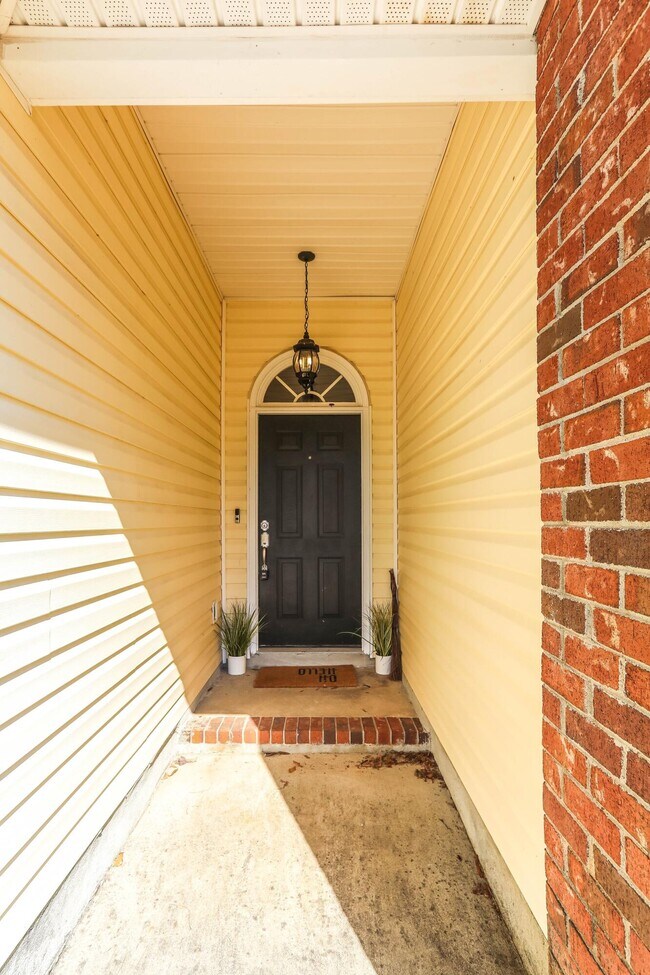 Foto del edificio - 425 Trestle Ln