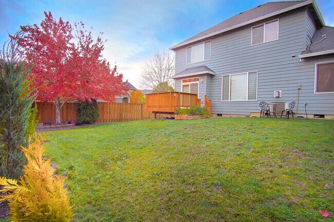 Building Photo - 2727 Crater Ln